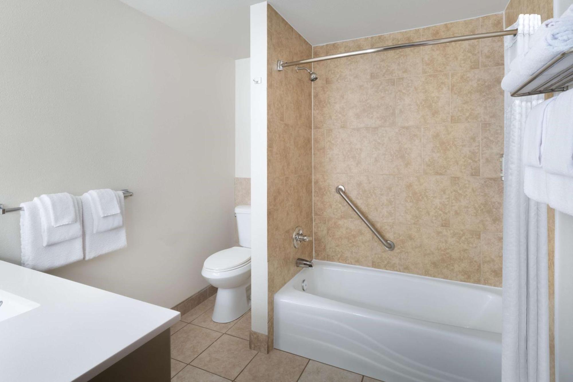 Hotel Western Red Hills 3*